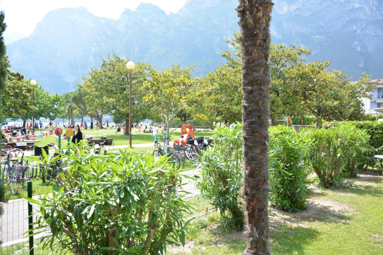 Terrazza Sul Lago Ρίβα ντελ Γκάρντα Εξωτερικό φωτογραφία