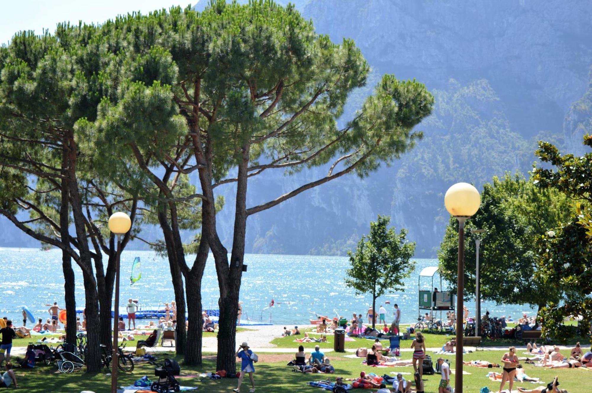 Terrazza Sul Lago Ρίβα ντελ Γκάρντα Εξωτερικό φωτογραφία